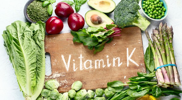 Vitamin K, Best Vitamin K supplement, vitamin K foods list, k2 and d3 in 3 minutes or less